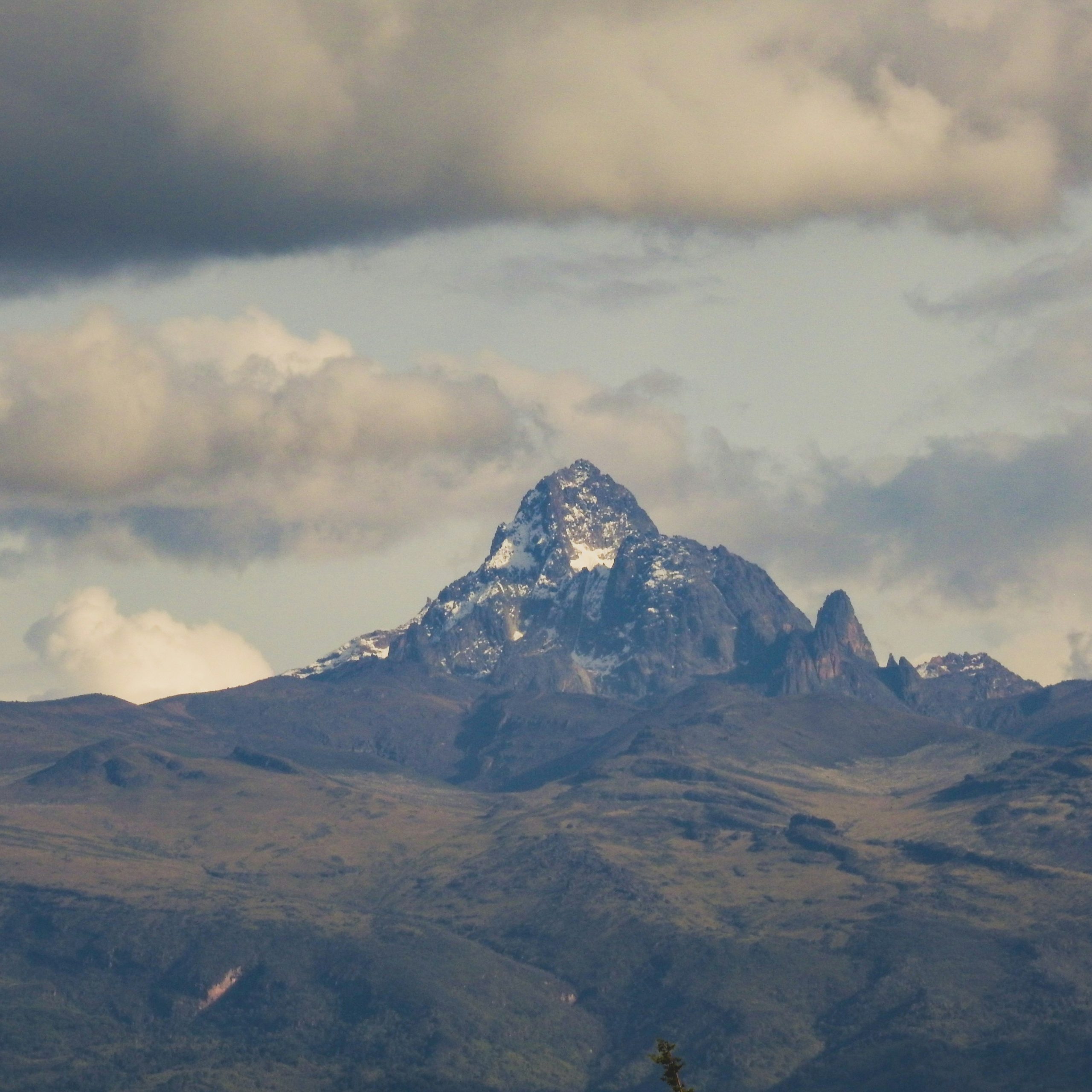 Trek Mt Kenya Tours